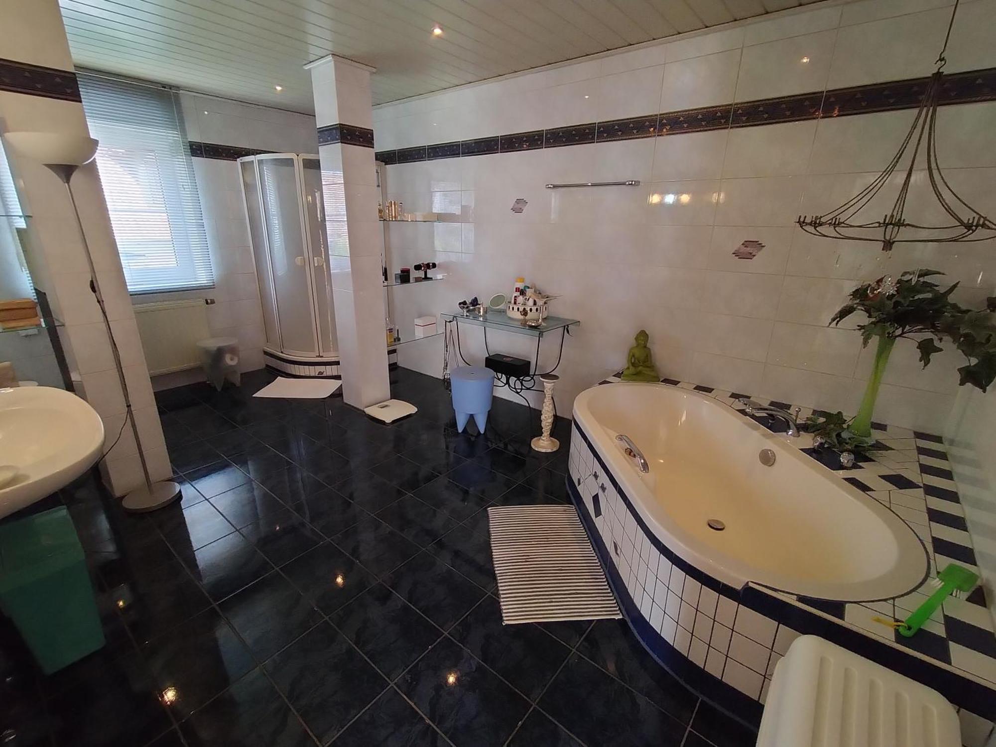 Apartment Grosszuegig-wohnen Nahe Erlangen - Nuernberg *
