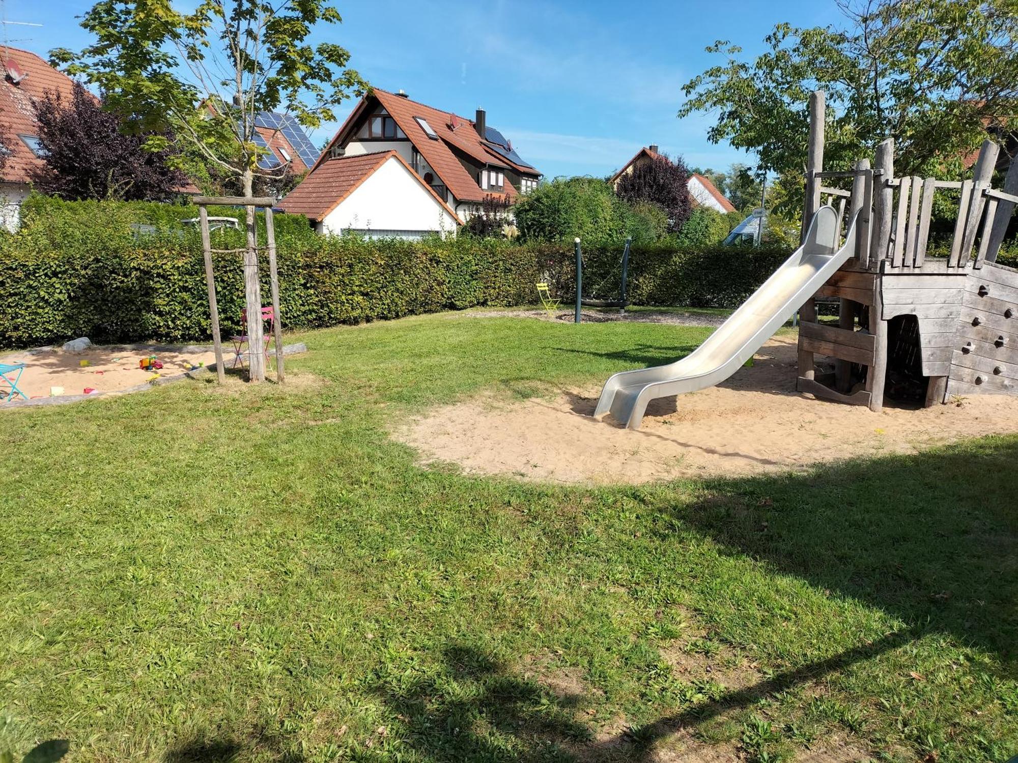 Apartment Grosszuegig-wohnen Nahe Erlangen - Nuernberg *